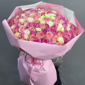 Букет из 151 кенийской розы микс (40 см) в Луховицах