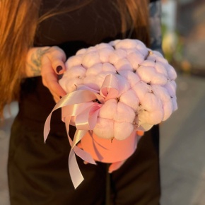 Композиция в шляпной коробке мини из хлопка в Луховицах