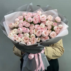 Букет из 25 кустовых роз Мэнсфилд Парк (60 см) в Луховицах