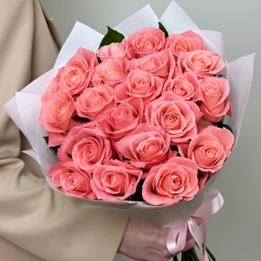Букет из 21 коралловой розы (60 см) в Луховицах