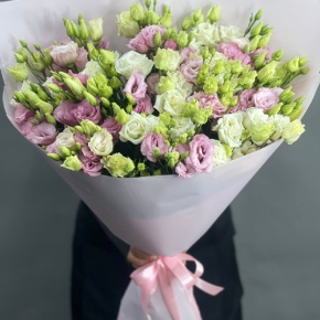 Нежный букет из 21 эустомы в Луховицах