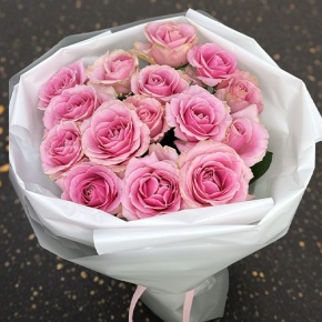 Букет из 15 пудровых роз (70 см) в Луховицах