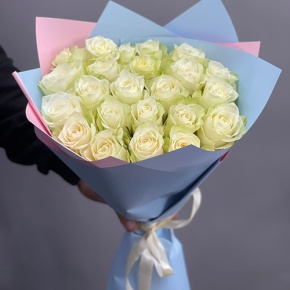 Букет 25 белых роз Кения (50 см) в Луховицах