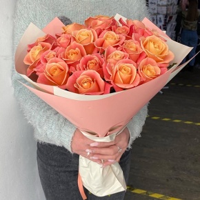 Букет из 21 розы Мисс Пигги ( 50 см ) в Луховицах