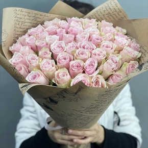 Букет из 51 пастельной розы (40 см) в Луховицах