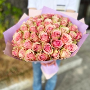 Букет 51 роза Бэлла Роса (40 см) в Луховицах