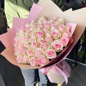 Букет 101 роза Свит ревиваль (60 см) в Луховицах