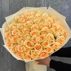 Букет из 51 розы Аваланж (60 см) в Луховицах