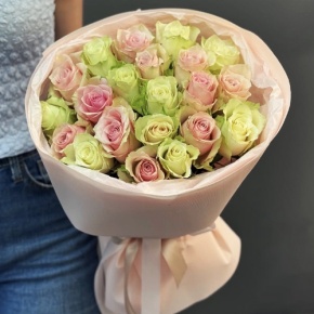 Букет из 21 нежной розы (40 см) в Луховицах