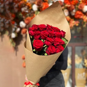 Букет 15 красных роз (80 см) в Луховицах