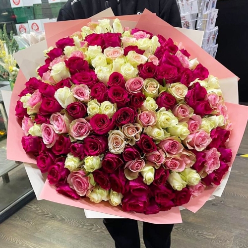 Букет 151 роза ягодный микс (40 см) в Луховицах
