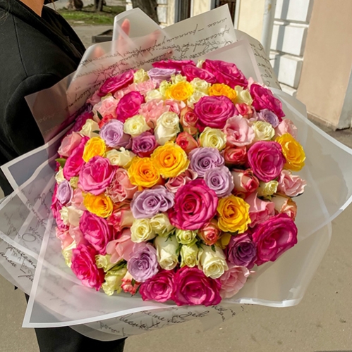 Букет "Bubble gum" из 101 розы микс (50 см) в Луховицах